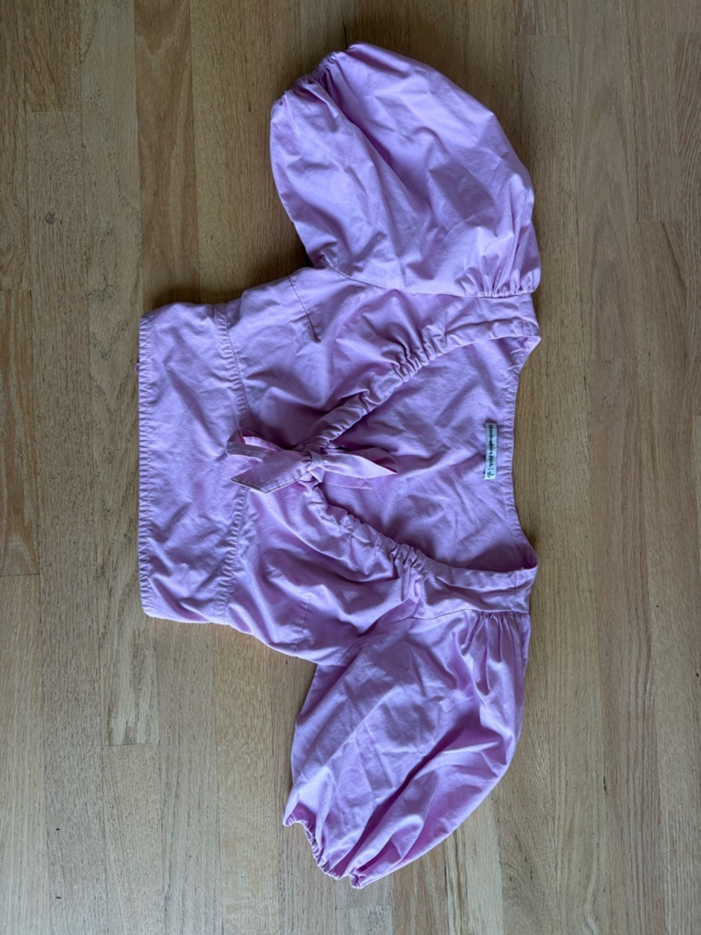 Abercrombie & Fitch pink Tie-Front Crop Top